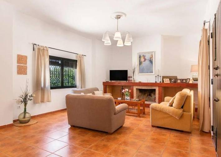 Casa rural para 6 personas, con piscina además de jardín y vistas en Vega del Guadalquivir - 4