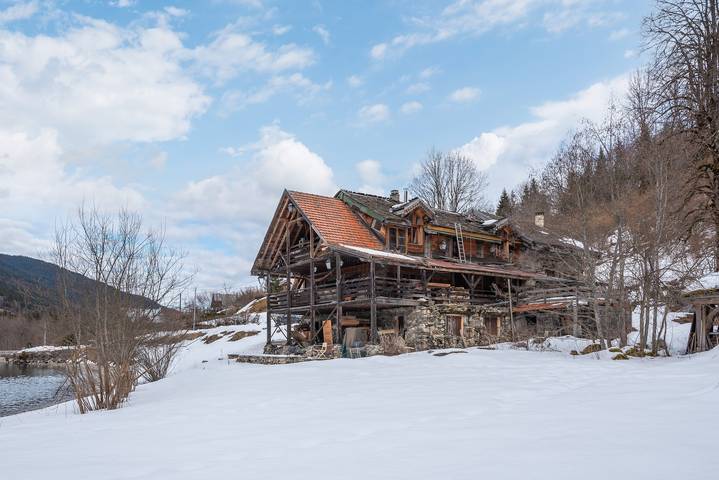 Chalet « Pierre Bois Lago » con vistas a la montaña, terraza y jardín compartidos in La Ferrière, Isère