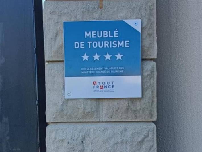 Location de vacances pour 6 personnes, avec jardin à Meynes - 2