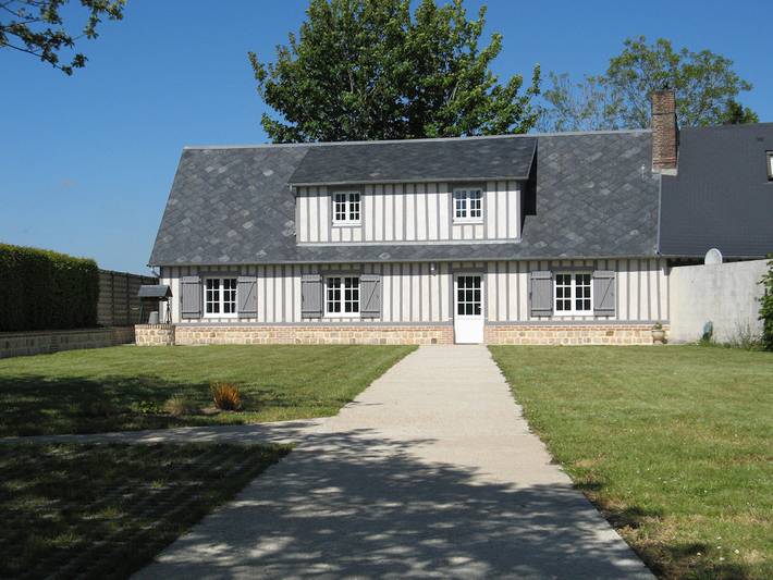 Gîte pour 6 personnes, avec jardin et terrasse dans Crasville-la-Mallet