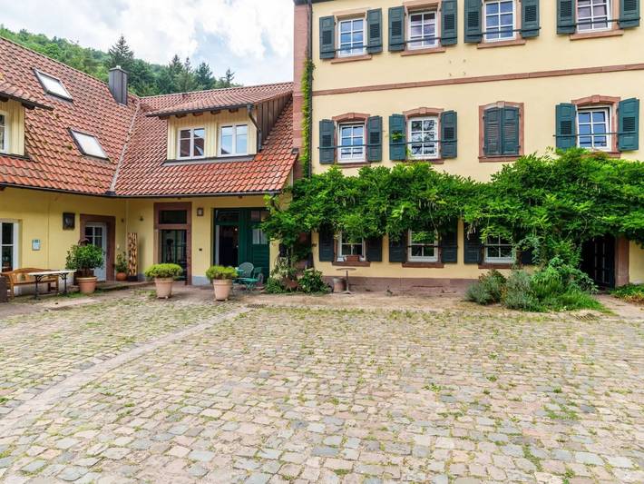 Ferienwohnung für 8 Personen, mit Garten in Klingenmünster - 2