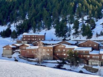 Gîte pour 5 personnes, avec vue, animaux acceptés dans Incles