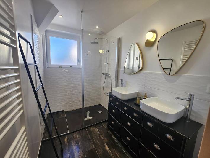 Location de vacances pour 6 personnes, avec jardin dans Port De Plerin - 2