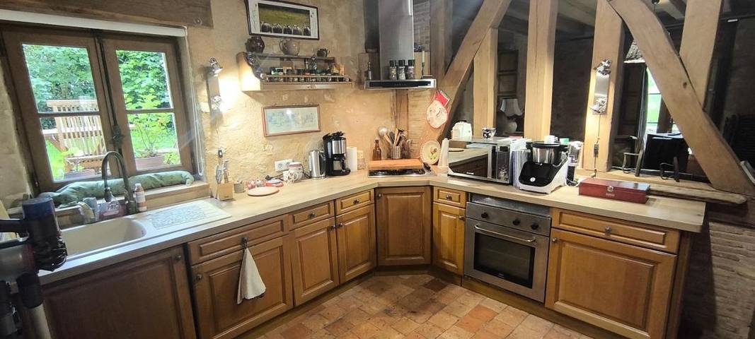 Location de vacances pour 4 personnes, avec vue et jardin, adapté aux familles à Dampierre-sous-Bouhy - 4