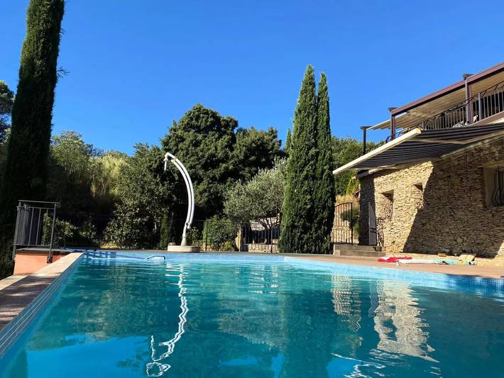 Villa pour 10 personnes, avec piscine et jardin - 1