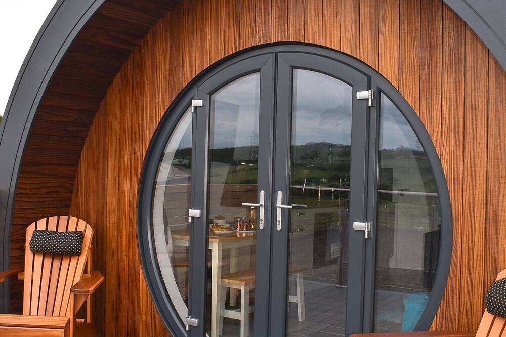 Derecroft Glamping Luxury Lodgepods with Jacuzzi Hot Tub in County Durham