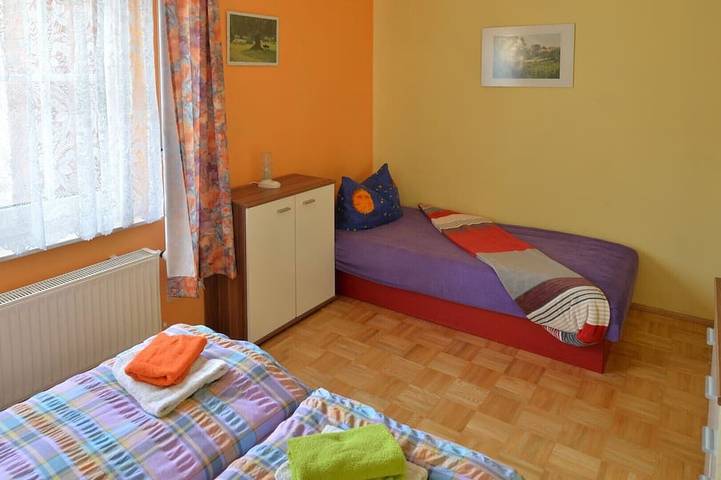 Ferienhaus für 14 Personen, mit Terrasse und Garten in Battenberg - 3