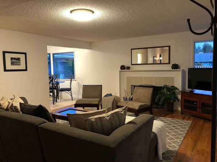 Vacation rental for 6 people, with yard and terrace in Shoreline
