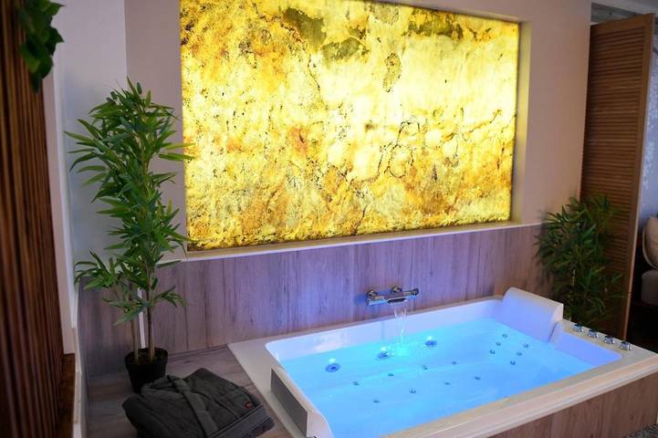 Gîte pour 2 personnes, avec vue, animaux acceptés dans Office De Tourisme De Conflans Sainte Honorine