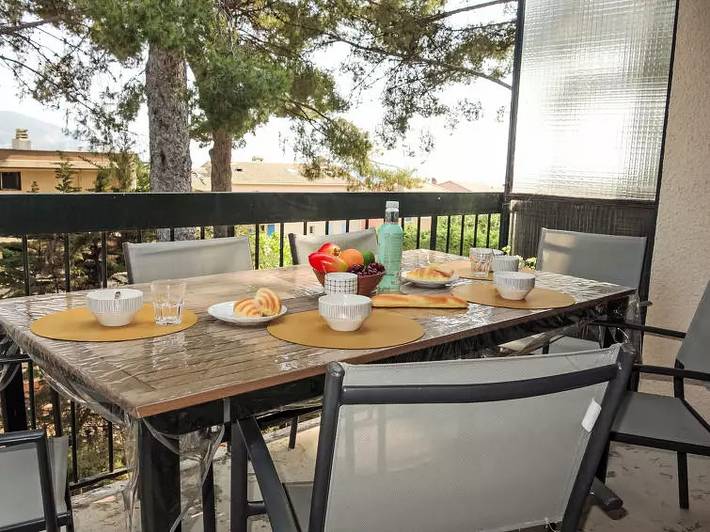 Gîte pour 4 personnes, avec terrasse dans Port Des Lecques Saint Cyr Sur Mer - 3