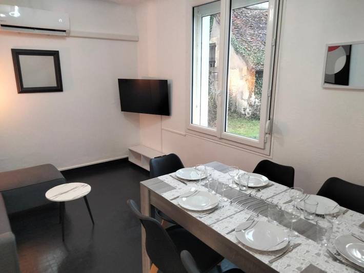 Location de vacances pour 6 personnes, avec terrasse et jardin, animaux acceptés à Imphy - 3