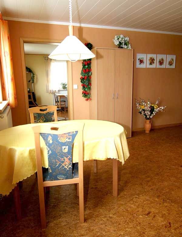 Ganze Ferienwohnung, Ferienhof Rosenwarft - Fewo Svea in Pellworm, Nordfriesische Inseln