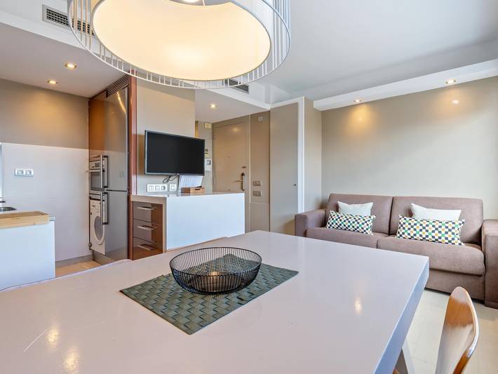 Apartamento vacacional entero, ¡Localización, localización, localización! in Platja de Baix a Mar (Torredembarra), Torredembarra