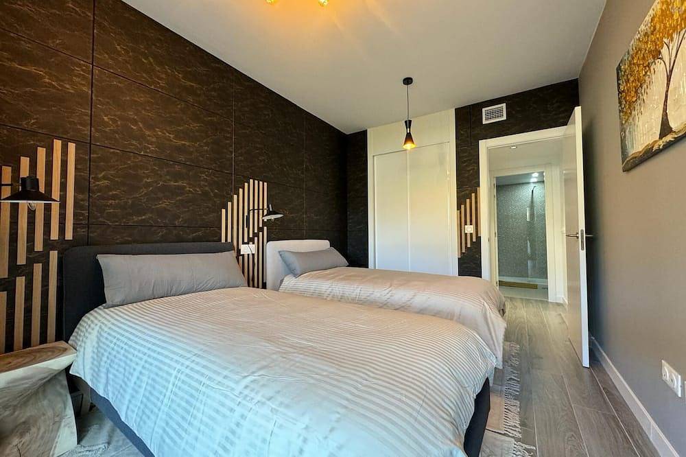 Entire apartment, Le Petit Palais in a quiet residence 5 minutes' walk from the town center in Val de Guadalmina, Benahavís