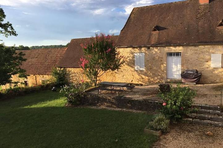 Location de vacances pour 15 personnes, animaux acceptés à Granges-d'Ans