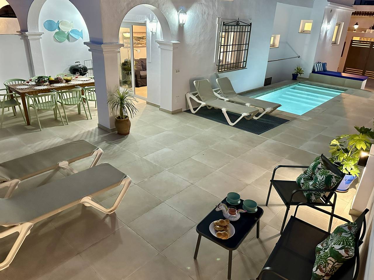 Villa Calazul in Playa de Burriana, Nerja