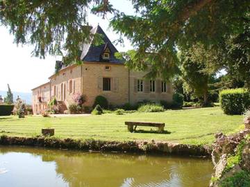 Chambre d’hôte pour 2 personnes, avec jacuzzi et jardin en Bourgogne-Franche-Comté