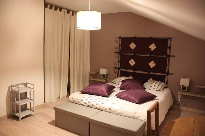 Welcome to the Gîte air du Temps spa available in summer in Haute-Marne