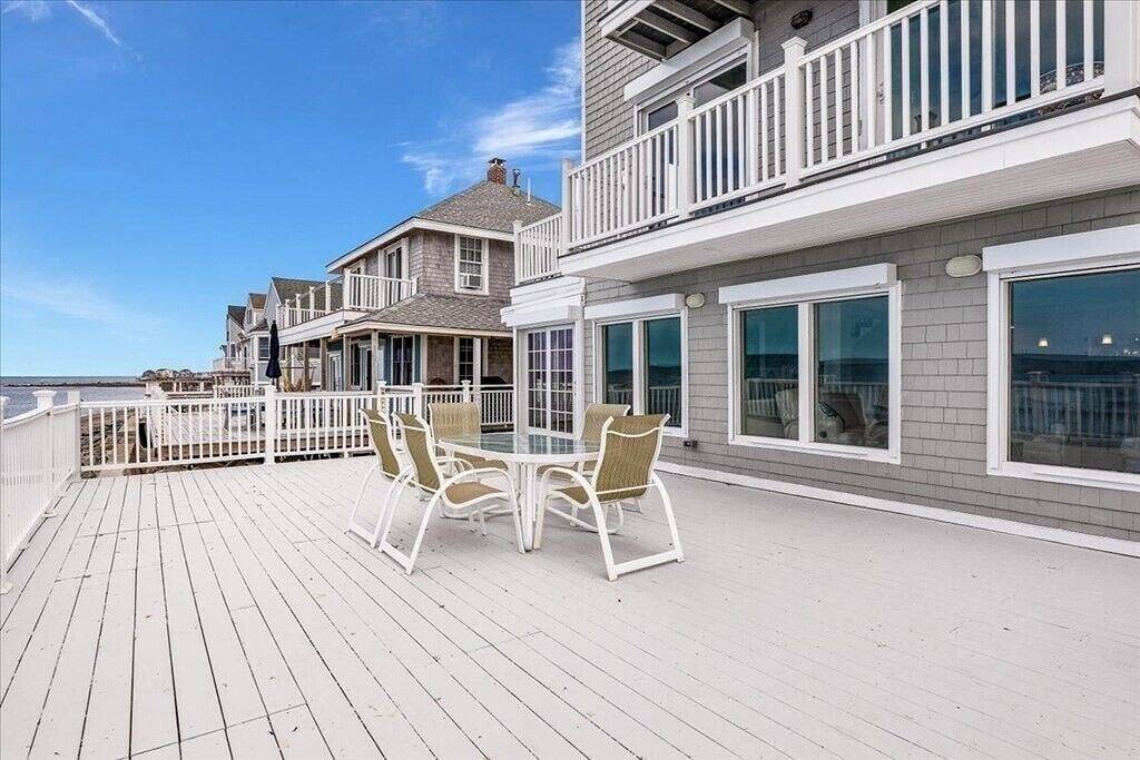 Rent entire exquisite former Inn & former Bed & Breakfast with 5 Beds & 6 Baths in Scituate, Massachusetts