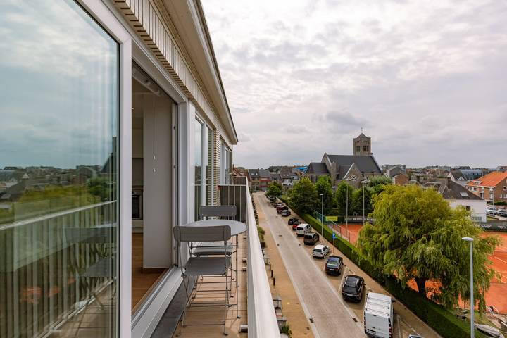 Ganze Wohnung, Ferienwohnung für 6 Personen mit Garten in Oostende stadt, Oostende
