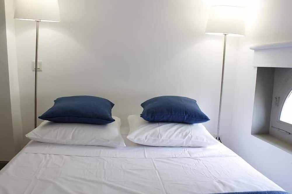 Entire apartment, Apartment-Ensuite with Bath-Bastide 1 in Carcassonne, Carcassonne region