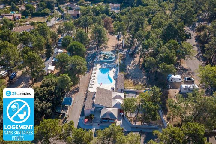 Tente pour 2 personnes, avec bassin pour enfant dans le Vaucluse - 2