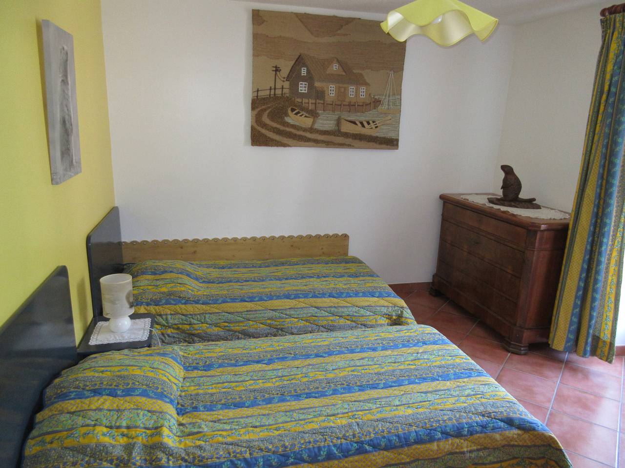 Entire apartment, Spacious 4-Room Apartment for 8 with Balcony & Fireplace, 300m from Slopes in La Salle-les-Alpes, Serre Chevalier