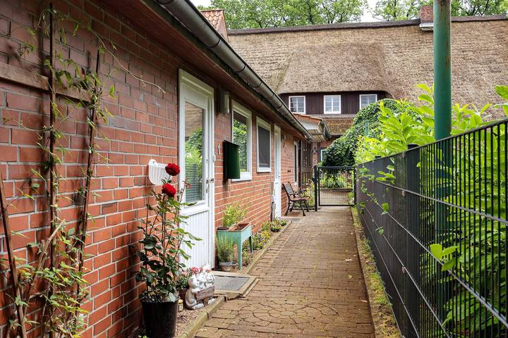 Ganzes Studio, Ferienwohnung 'Idyllisches Zimmer Im Grünen' mit Privatem Garten und Wlan in Stelle, Landkreis Harburg