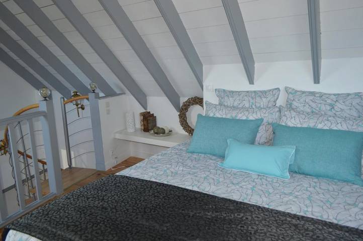 Location de vacances pour 2 personnes, avec vue et terrasse à Plogonnec - 4