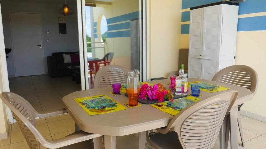 Gîte pour 4 personnes, avec vue et balcon dans Marina du Marin - 2