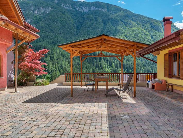 Ganze Wohnung, Bergdomizil mit Sauna in Bozzana, Caldes