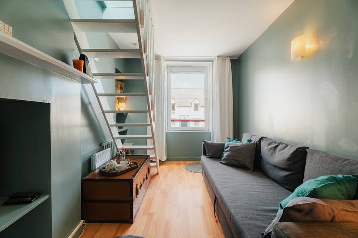 Holiday Home 'Les Mouettes Cancale' with Private Terrace and Wi-Fi in Cancale, Mont-Saint-Michel Bay