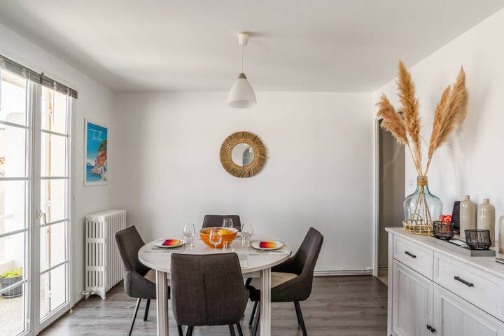 Ferienwohnung für 4 Personen, mit Balkon in Toulon - 2