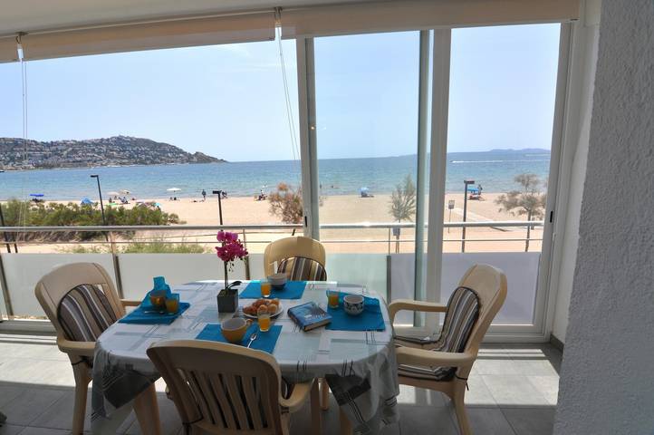 Ferienwohnung für 5 Personen, mit Meerblick und Terrasse in Santa Margarida