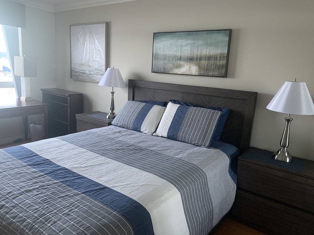 Luxuriöses Penthouse-Stadthaus mit 3 Schlafzimmern mit Blick auf den Hafen von Nanaimo in Nanaimo, Regional District of Nanaimo