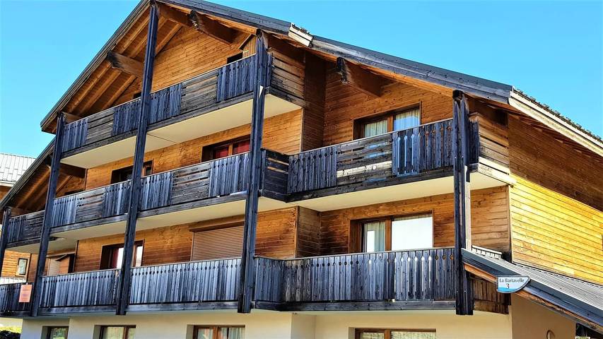 Chalet pour 4 personnes, avec Balcon et Piscine à Le Dévoluy