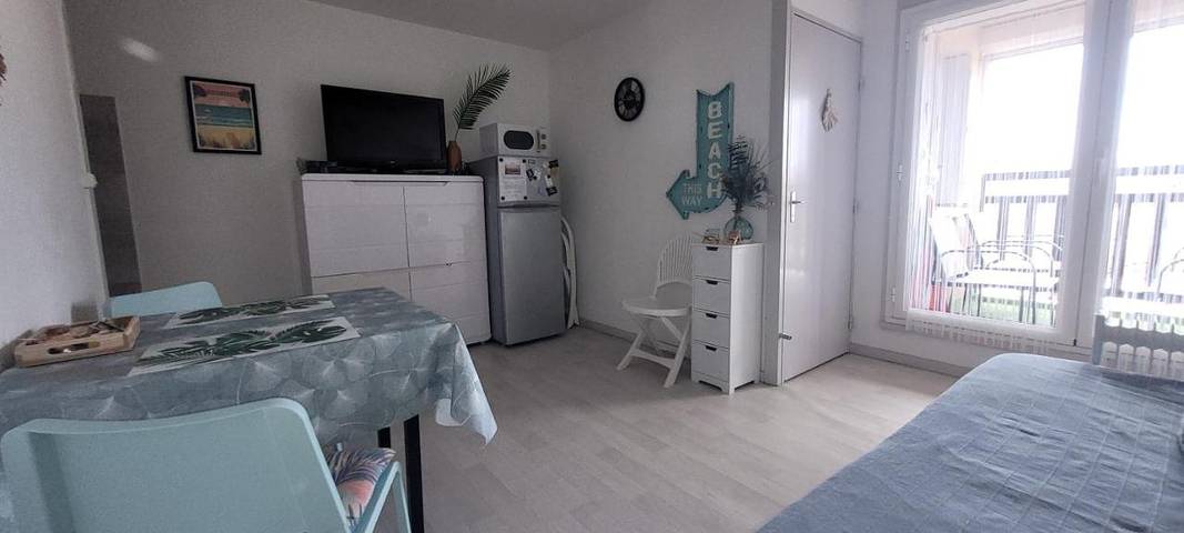 Gîte pour 4 personnes, avec balcon dans Office De Tourisme De Biscarrosse - 2