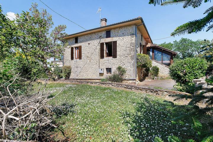 Casa di campagna 'La Maison De Barrou' con terrazza privata, Wi-Fi e aria condizionata in Montayral, Quercy