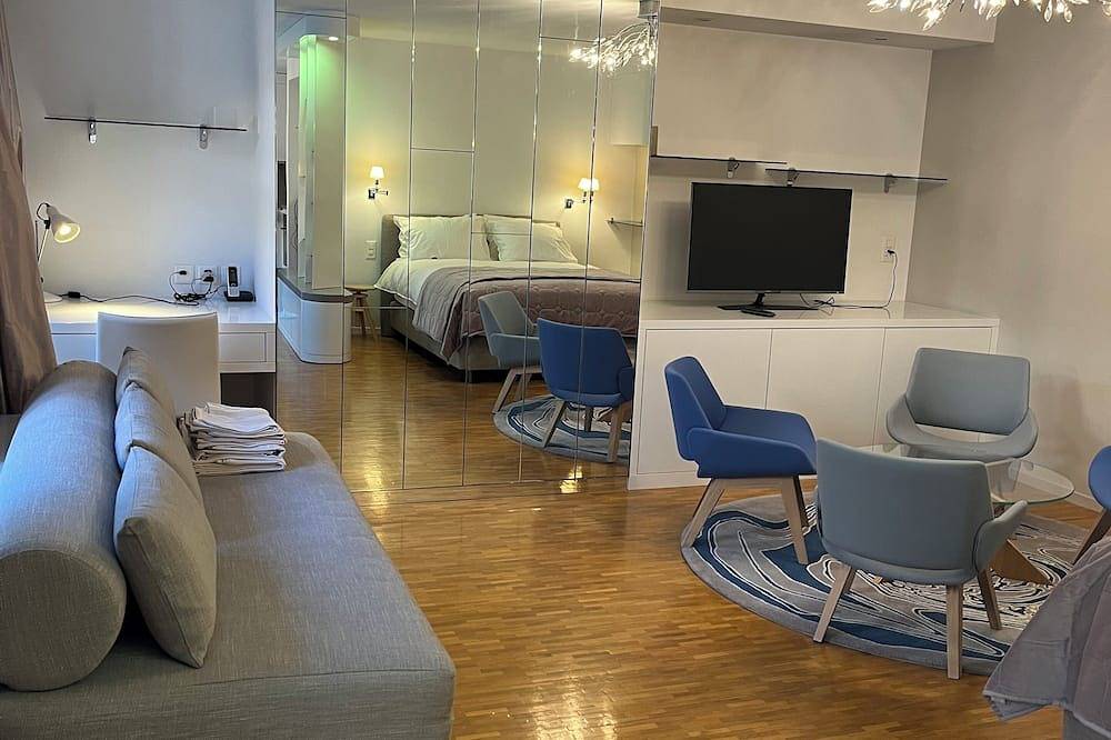 Appartamento intero, Apartment in the very center of Geneva in Ginevra, Lago Lemano
