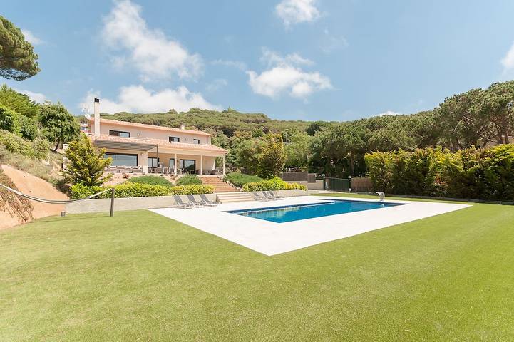 Villa for 14 people, with garden and sauna - 1