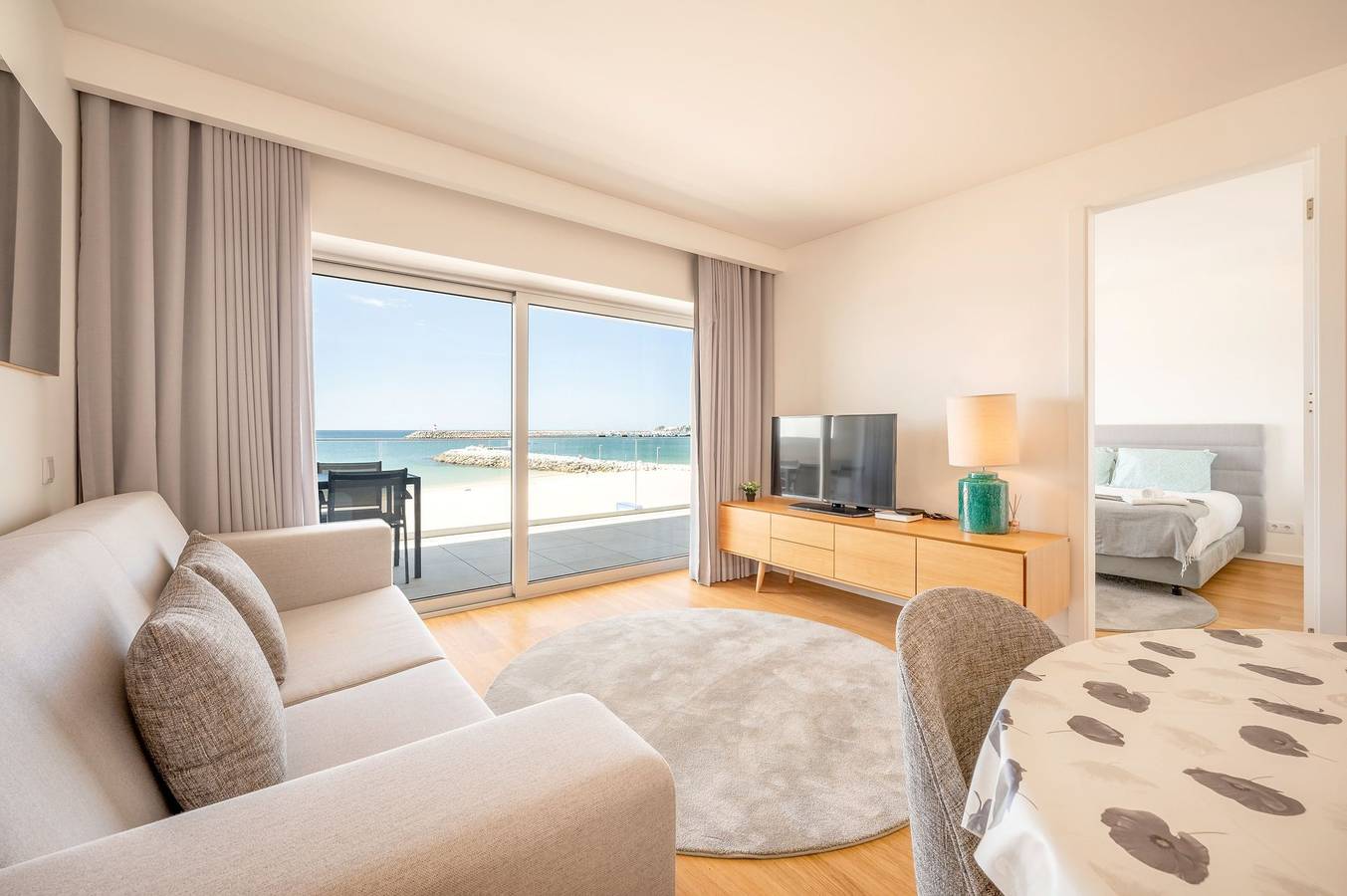 Apartamento entero, Guestready - Retiro con vista al mar dorado in Praia do Ouro, Sesimbra
