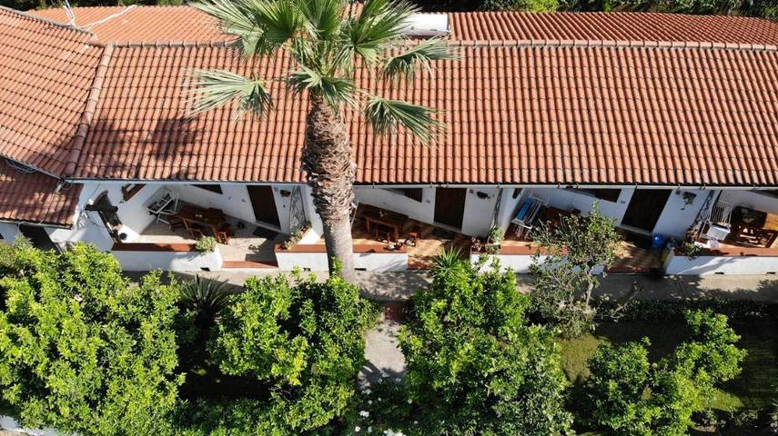 Gîte pour 2 personnes, avec vue et jardin, animaux acceptés à Tropea - 4