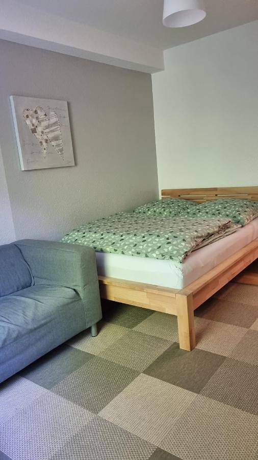 Ferienwohnung für 2 Personen, mit Balkon und Terrasse sowie Garten und Ausblick in Leichlingen - 4