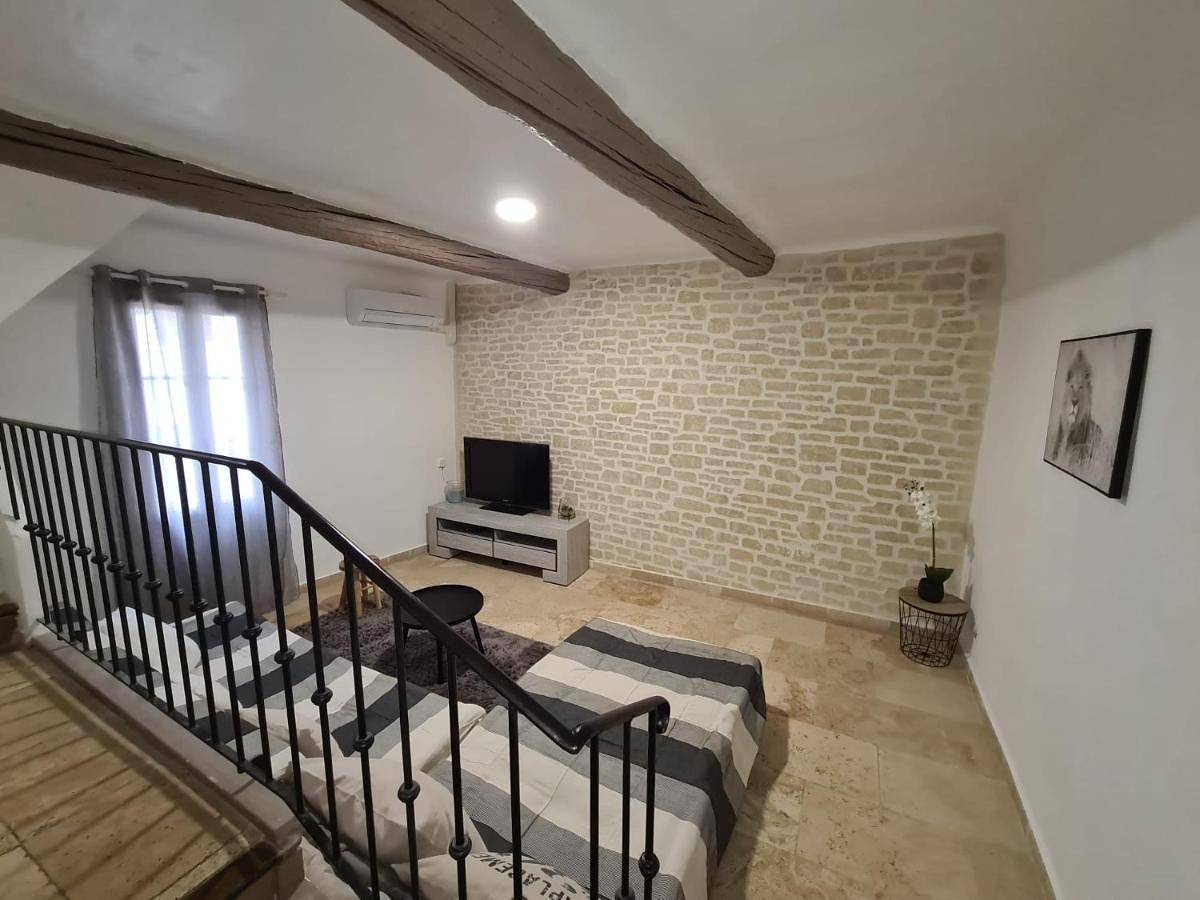 Two-Bedroom House in Manosque, Parc naturel régional du Luberon