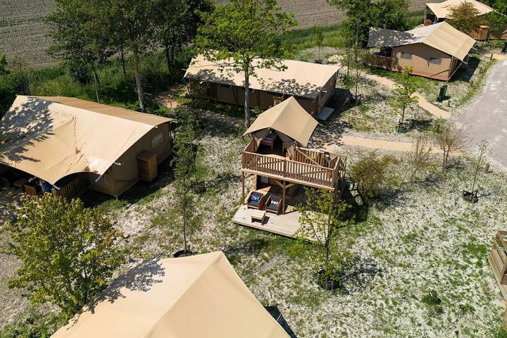 Camping voor 8 personen, met Terras in Lauwersmeer