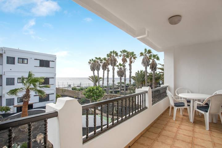 Ganze Wohnung, Gemütliche Ferienwohnung “Costa luz Tortuga” mit Meerblick, Wlan, Balkon und Pool in Puerto del Carmen, Tías
