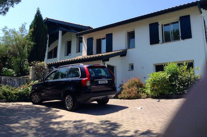 Maison de vacances pour 14 personnes, avec terrasse et jacuzzi, animaux acceptés à Saint-Jean-de-Luz