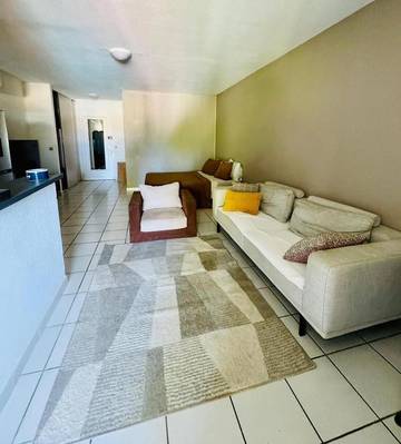 Gîte pour 2 personnes, avec terrasse ainsi que jardin et piscine à Schœlcher