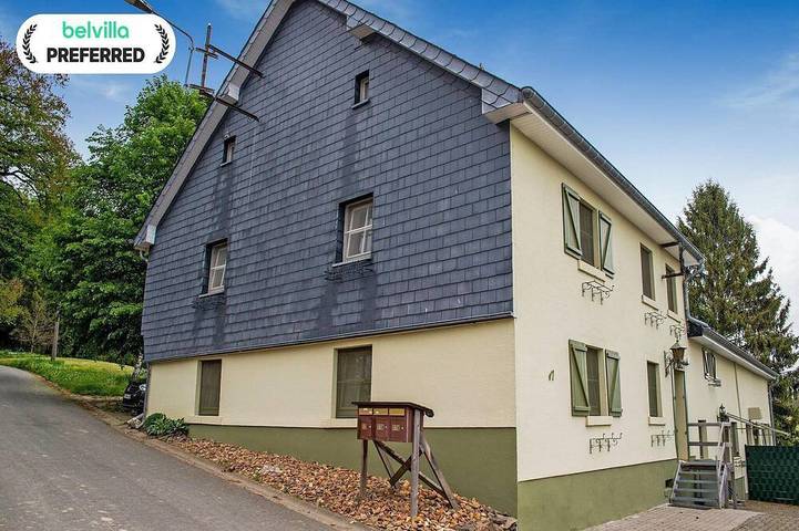 Location de vacances pour 6 personnes, avec jacuzzi ainsi que jardin et terrasse à St. Vith