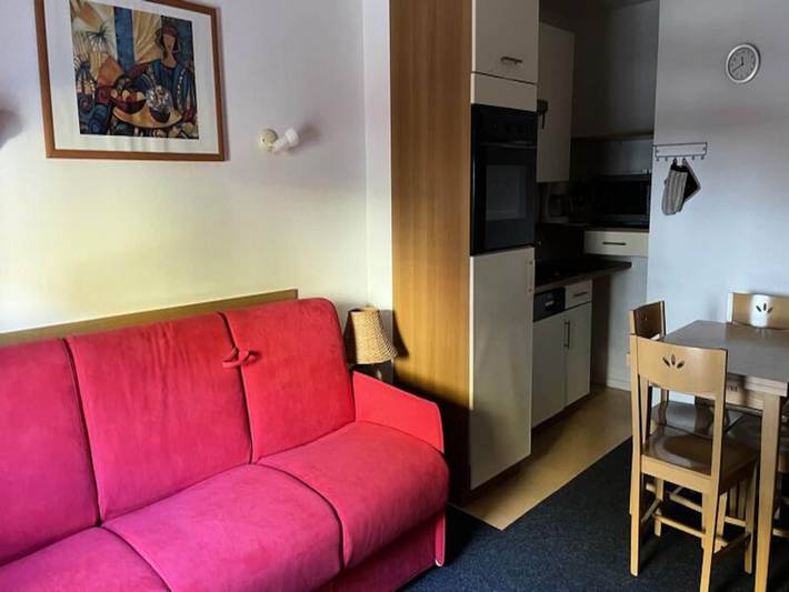 Chalet pour 4 personnes, avec piscine, adapté aux familles dans Gourette - 2